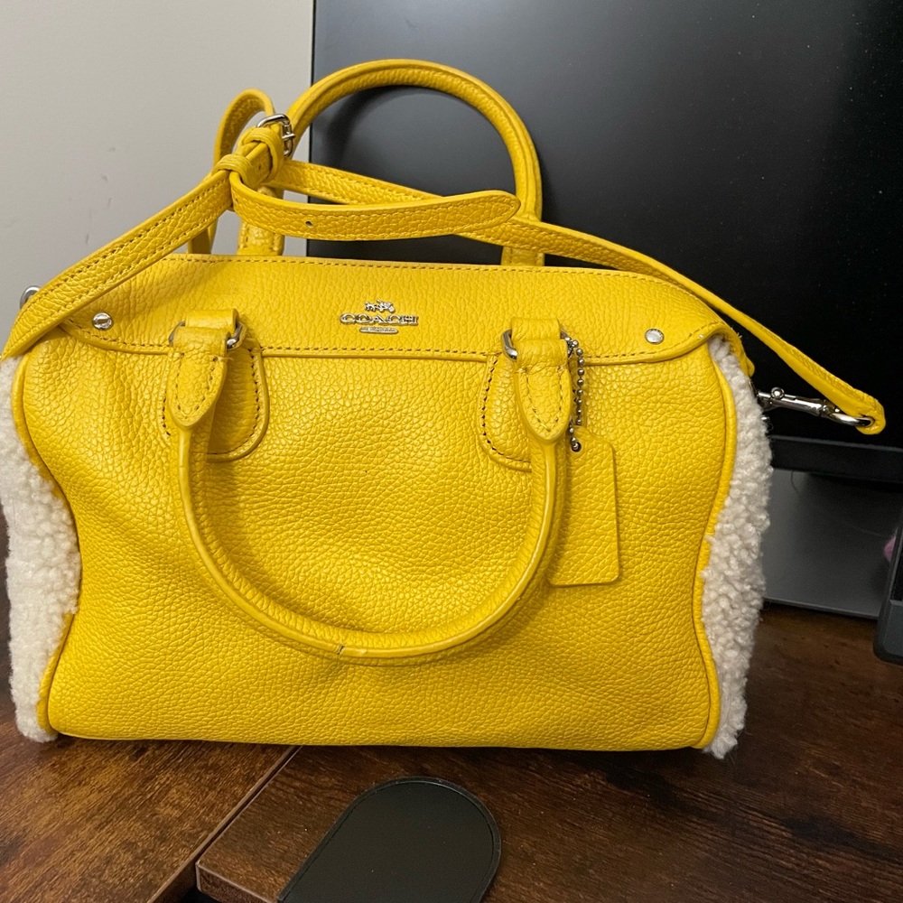 Coach Yellow Leather Bennett Sherpa Women's Bag